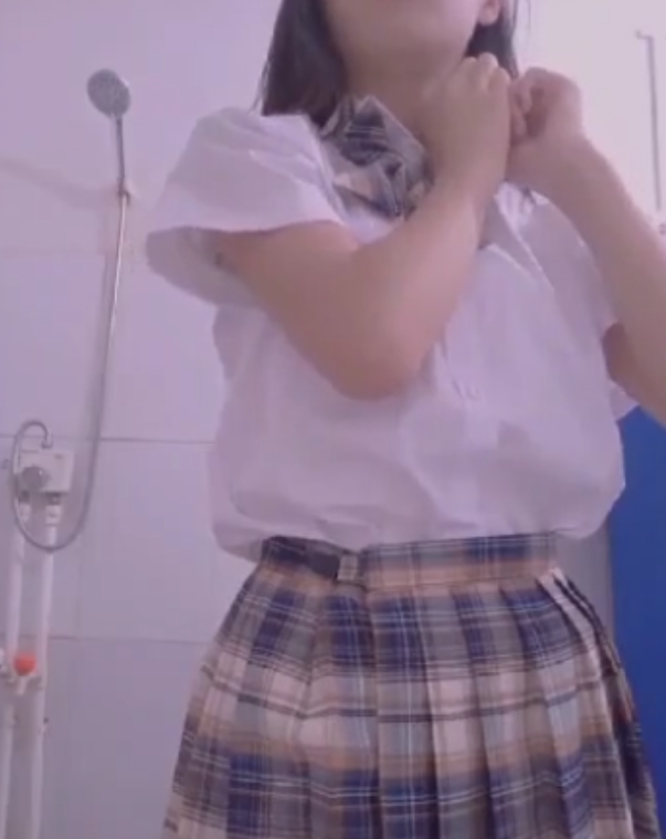 火辣鱼儿酱作品视频合集18部270MB云资源