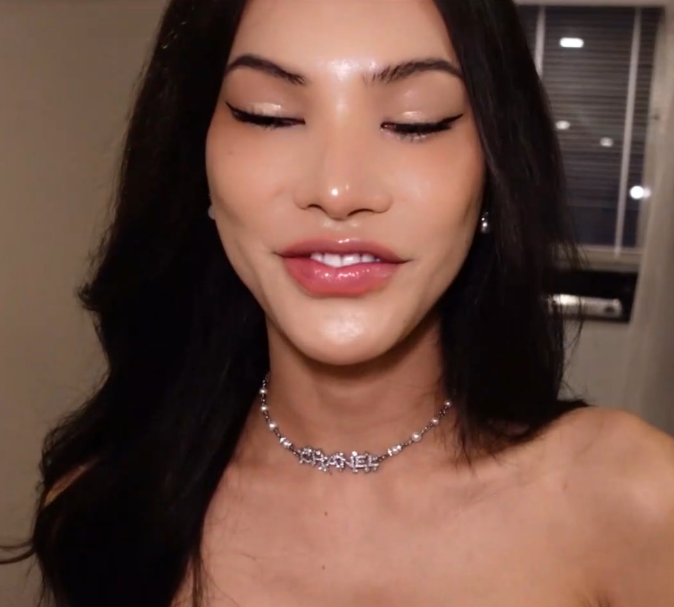 火辣Gina伪娘TS视频1部900M推特