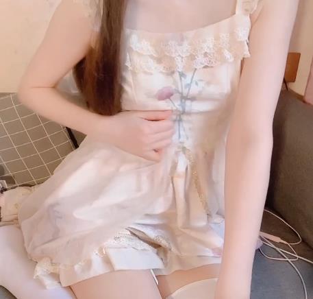 糖心妮酱白丝猫猫袜1V503M优质