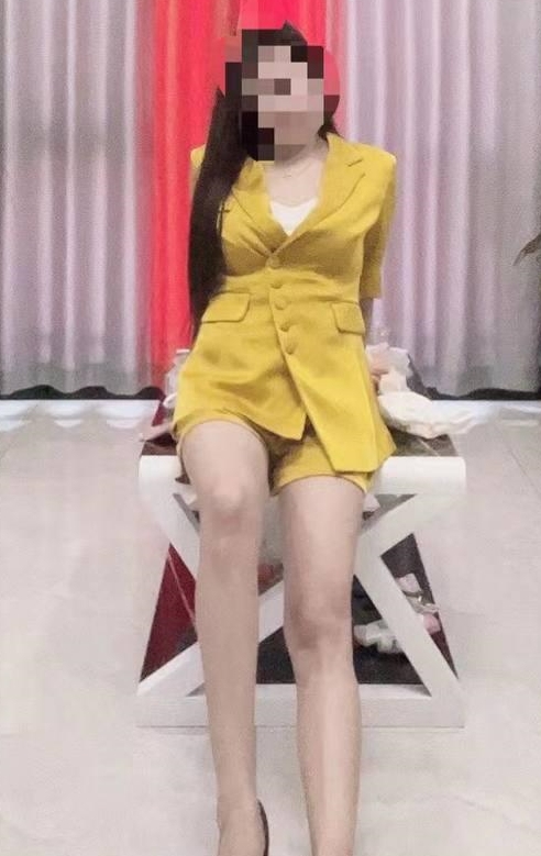 推特大波浪女神勾引弟弟57部3G超劲爆