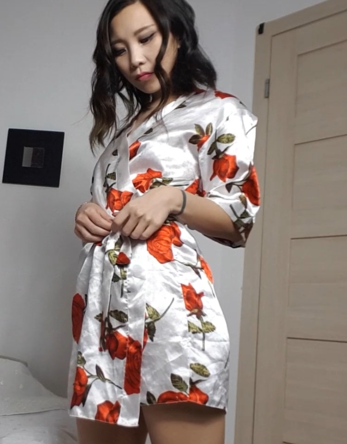 Aikomoe优质亚裔合集50部82G技术流教学