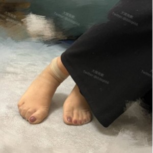 大嫂黑丝足系列私人合集58部27G绝顶