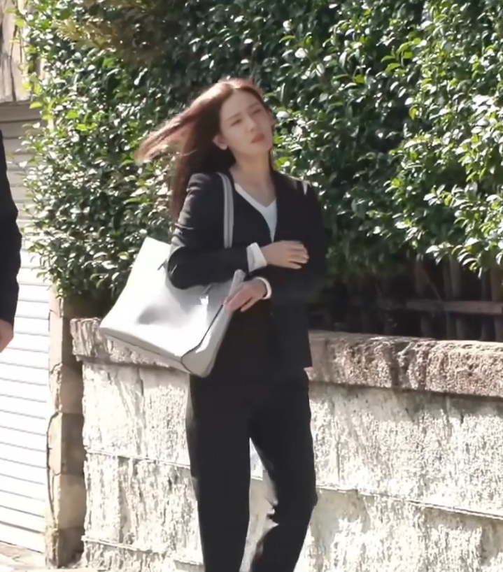 抖音杨幂撩人短片94部2.8G娇羞