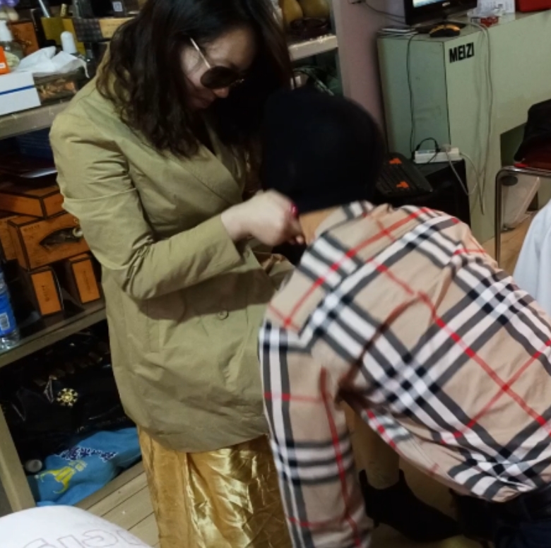 冰城玫姿足艺踩踏81部82.9G优质