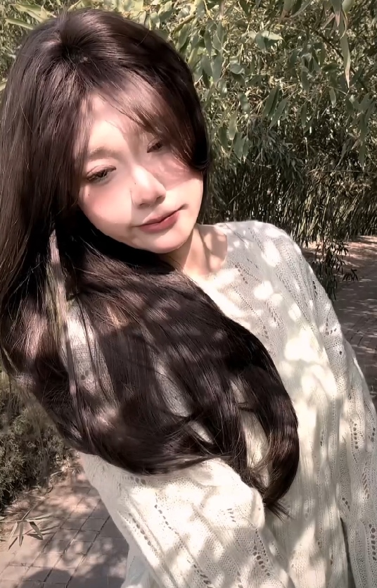 推文毛衣妹公园互动绝密视频13部1.41GB