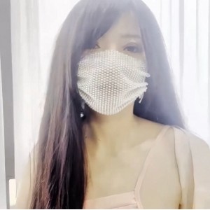 神秘荔枝奶盖味女友情侣实录1部1.6GB超解渴