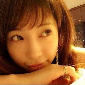 推特kyara_Sss精彩演绎1V3.2G太诱人