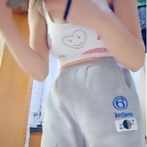 好带感500.5G乱来一家姜十七私密视频643部
