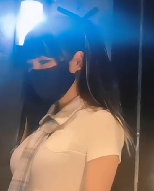 超带感糖心盲盒丝袜小视频9部2G