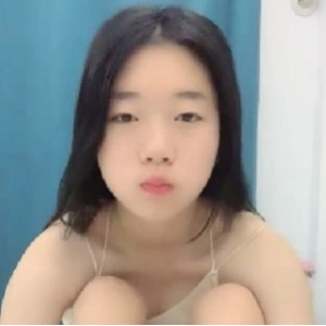 蜜桃传媒甜美妹子【可爱兔子】20小时新番剧场吊带装私拍[合集[2个及以上]+9.3G]