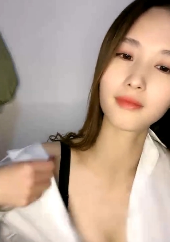 超对味115辣妹小九九私拍40v23.8G