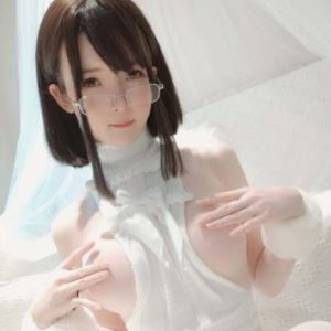 推特小央泽浮力姬COS合集4.7G爆炸性资源