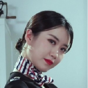 子晴空姐黑丝美腿诱惑1V228M某平台私拍腿玩年啊