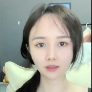 可爱嫩妹小雅放飞自拍1V574M微胖界的一股清流