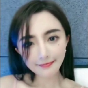 古阿扎自拍外露特写合集38V8G顶不住的诱惑