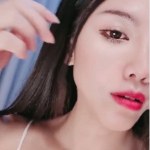 半糖美女主播power菜私录视频2部1.12G云盘太撩人