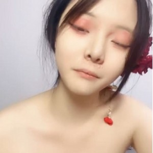 推特嫩妹福利姬：倩倩定制舞蹈视频合集88部50G爆料满满