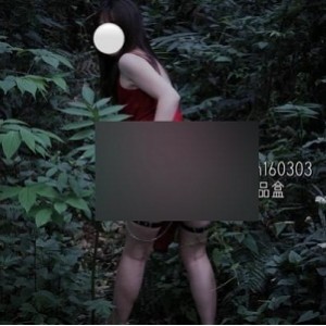 11.45G推特乳环辣妹火辣私拍多V合集