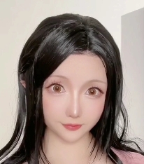 甜美诱人微博星之迟迟四月私房作品150P+2V1.72G惹火至极